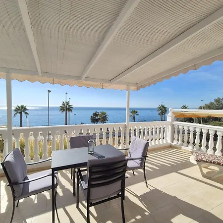 Kosta Homes - House With Sea View And Game Tatil Evi Benalmádena