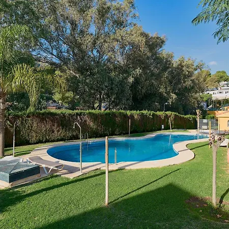 Kosta Homes - House With Sea View And Game Benalmádena