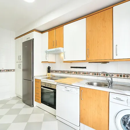 Kosta Homes - House With Sea View And Game Benalmádena